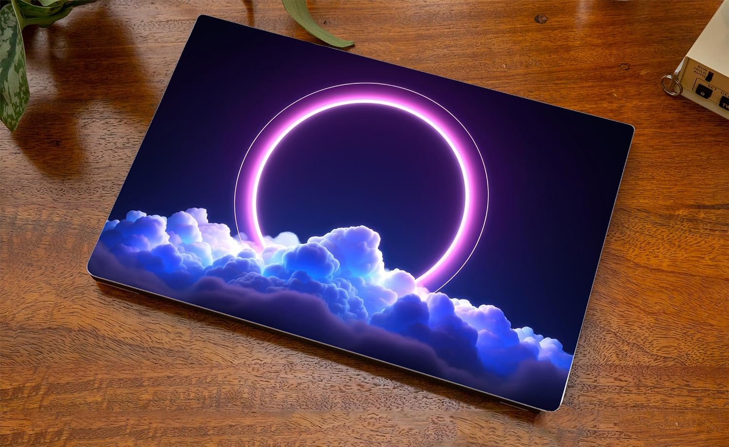Black_Laminated_Laptop_Skin_For_15.6_Inch_Laptops_Durable_Vinyl_Cover_Scratch_Resistant,_Easy_To_Apply_Laptop_Sticker_For_All_Laptop_Models