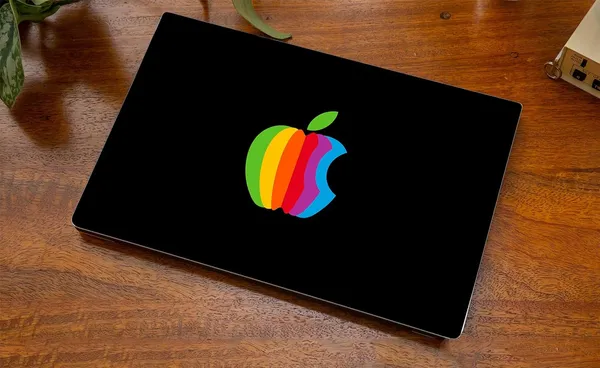 Black_Laptop_Skin_Cover_Laptop_Skin_Sticker_Waterproof_Matte_Laminated_Finish_Scratch_Resistant,_Spill_Proof_Easy_Install