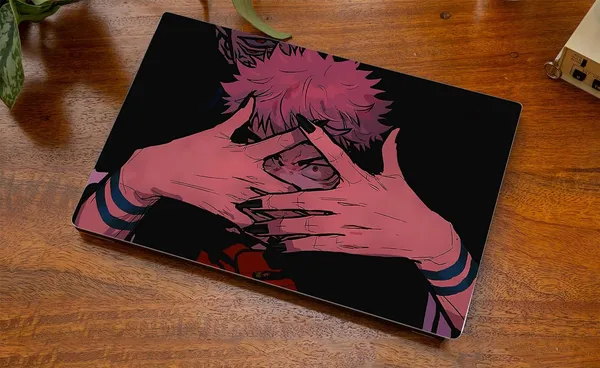 Magenta_Hd_Quality_Laptop_Skin_Compatible_For_All_15.6_Inch,_Scratch_Resistant,_Waterproof_&_Glossy_Finish,_Easy_To_Apply