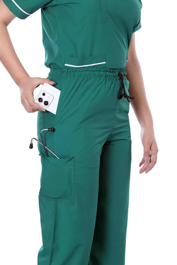 Green_9_Pocket_Scrub_V_Neck_With_Cap_&_Mask_For_Women