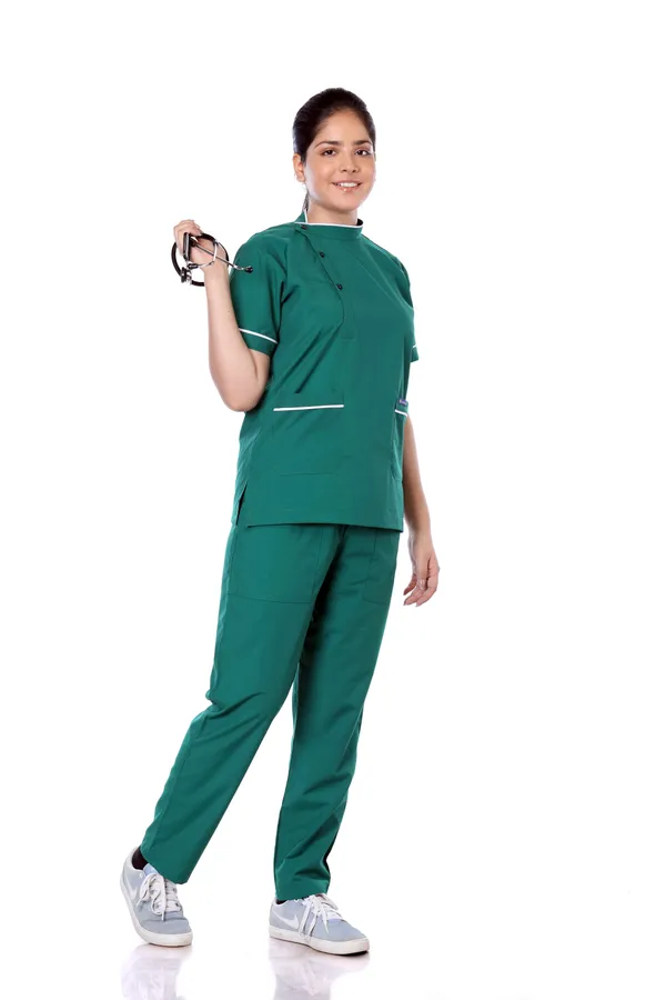 Green_7_Pocket_Biofit_Collar_Scrub_With_Cap_&_Mask_For_Women