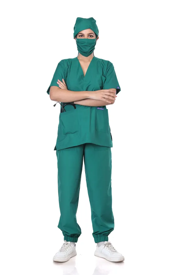 Green_7_Pocket_V_Neck_Scrub_With_Cap_&_Mask_For_Women