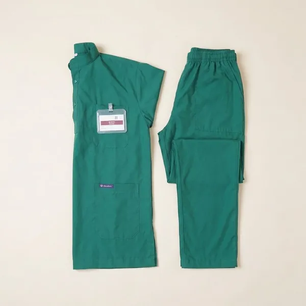 Green_5_Pocket_Mandarin_Collar_Scrub_With_Cap_&_Mask_For_Men