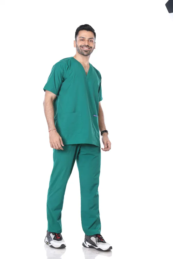 Green_5_Pocket_V_Neck_Scrub_With_Cap_&_Mask_For_Men