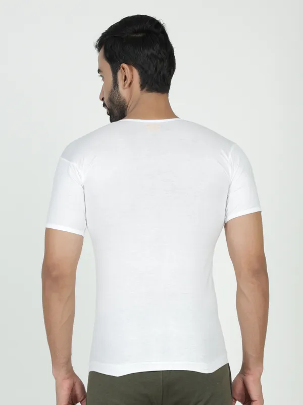 Digsel_Men_100%_Cotton_White_Half_Sleeve_Vest_Pack_Of_5