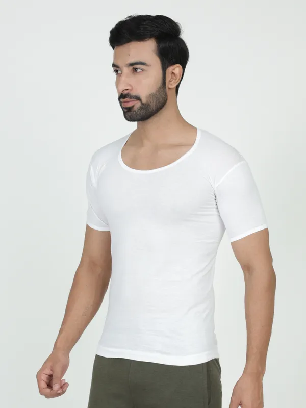 Digsel_Men_100%_Cotton_White_Half_Sleeve_Vest_Pack_Of_5