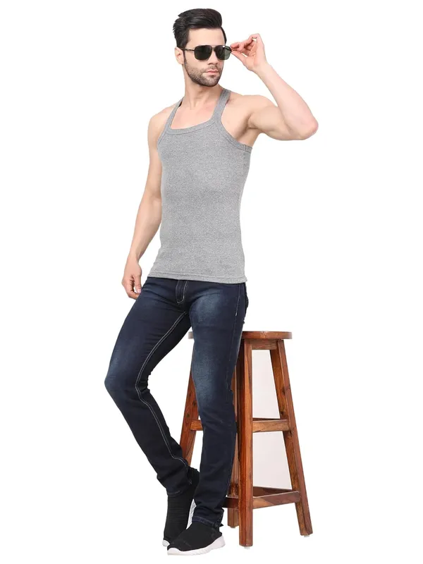 Pack_Of_2_Digsel_Men_100%_Cotton_Solid_Colour_Premium_Gym_Vest