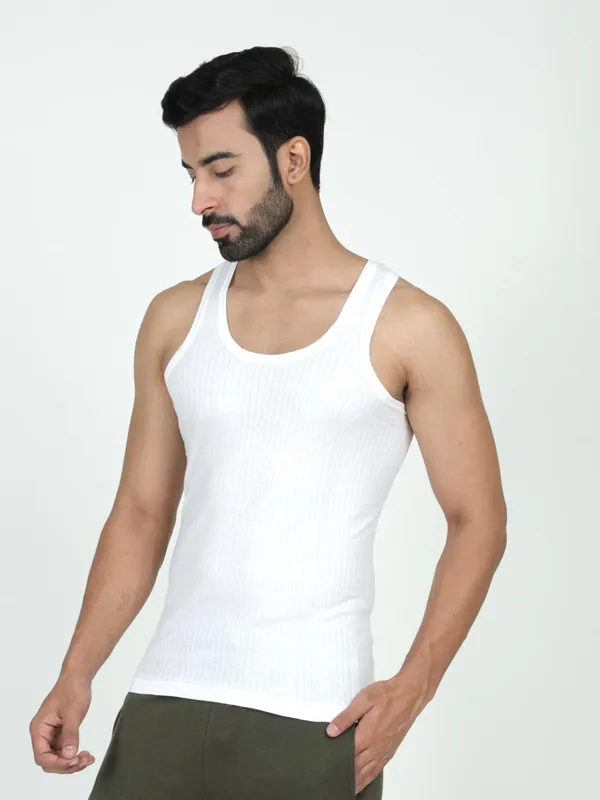 Pack_Of_4_Digsel_Men_100%_Cotton_Premium_White_Vest_Parker