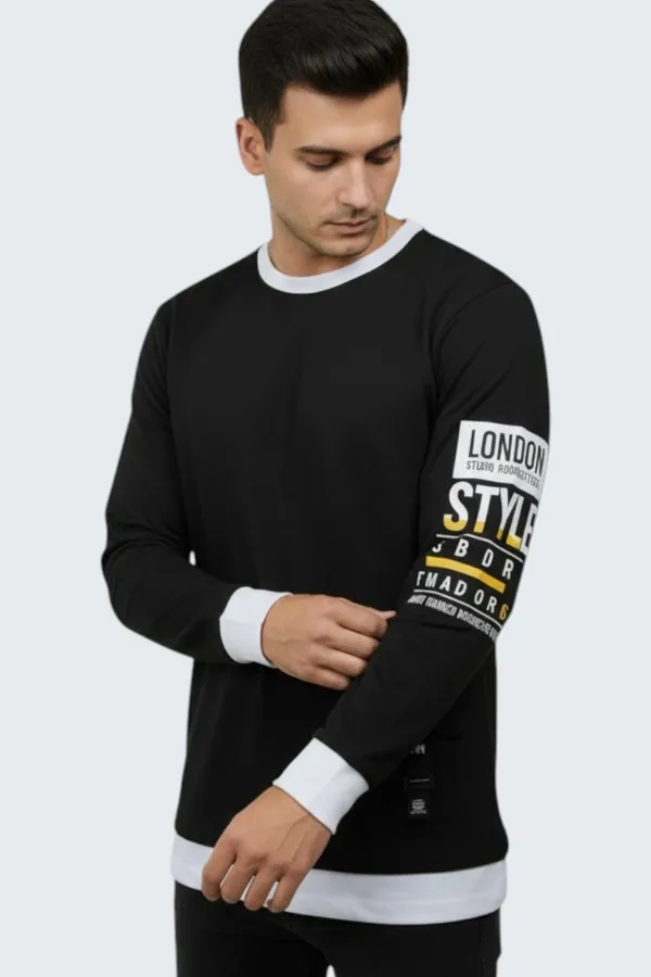 Black_Printed_Round_Neck_Full_Sleeve_Cotton-Polyester_Blend_T-Shirt_For_Men