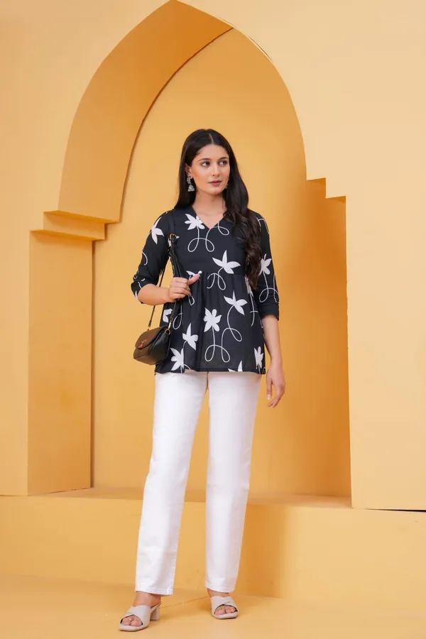 Black_Cotton_Kurti_For_Women
