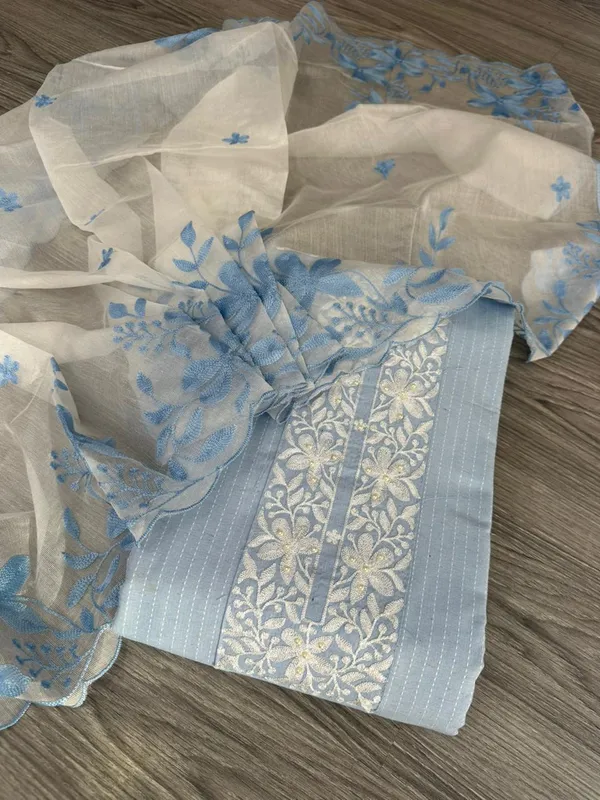 Handloom_Cotton_Embroidered_Suit_Set