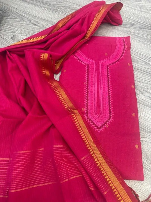 Handloom_Cotton_Suit_Set