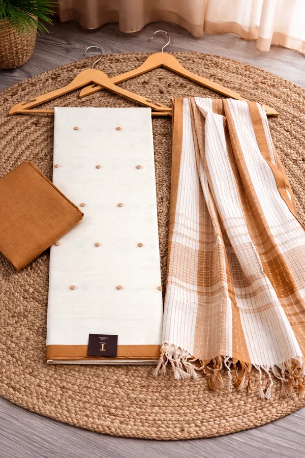 Handloom_Cotton_Suit_with_Dupatta