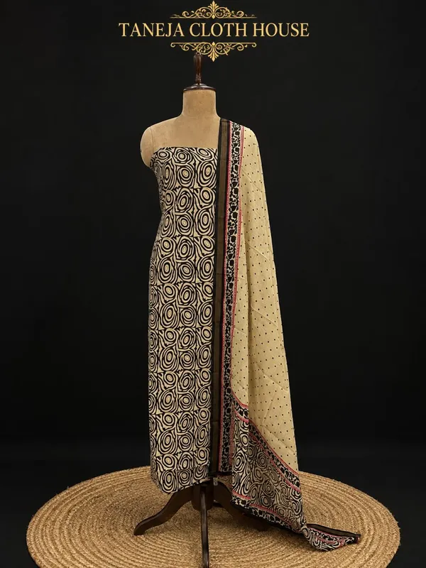 Maheshwari_Silk_Suit_Set_with_Dupatta