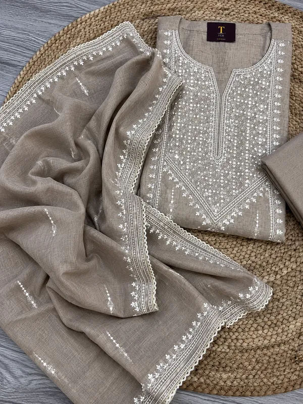 Mul_Chanderi_Elegance_suit_set