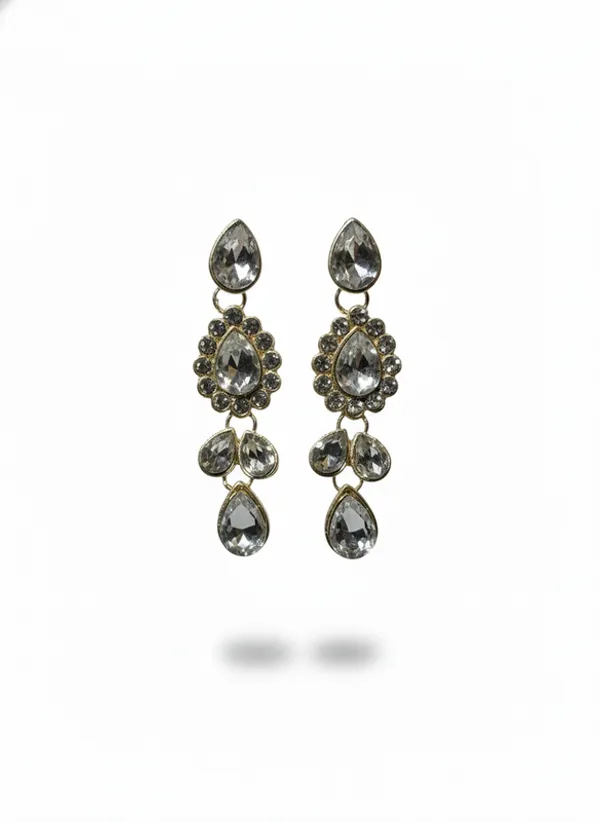 White_Premium_Alloy_Necklace,_Earrings_&_Maang_Tikka_Set_For_Women