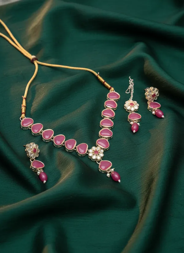 Pink_Premium_Alloy_Necklace,_Earrings_&_Maang_Tikka_Set_For_Women
