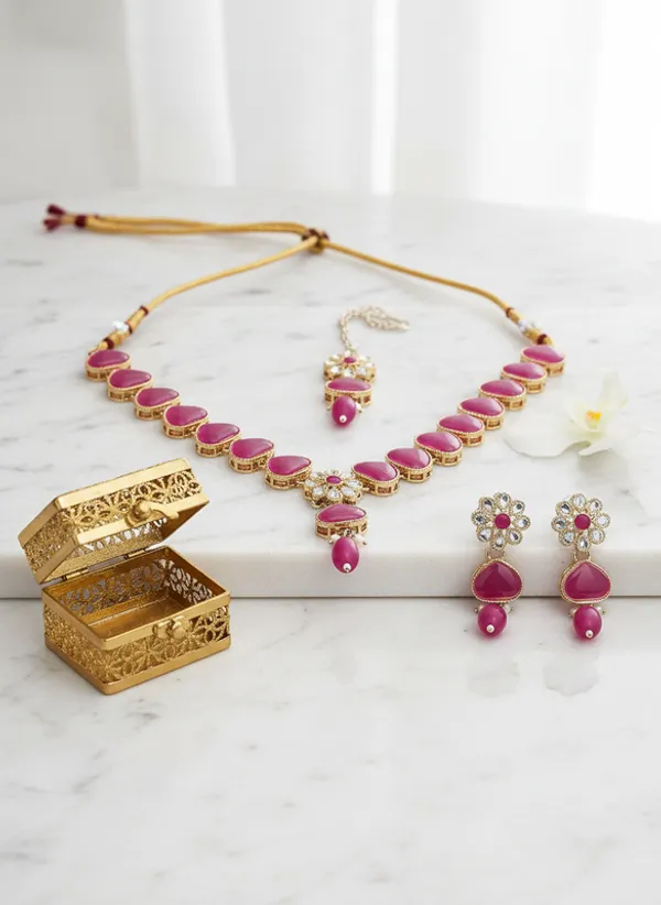 Pink_Premium_Alloy_Necklace,_Earrings_&_Maang_Tikka_Set_For_Women