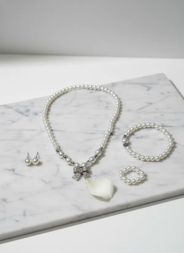Pearl_Premium_Pearl_Necklace,_Earrings,_Bracelet_And_Ring_Set_For_Women