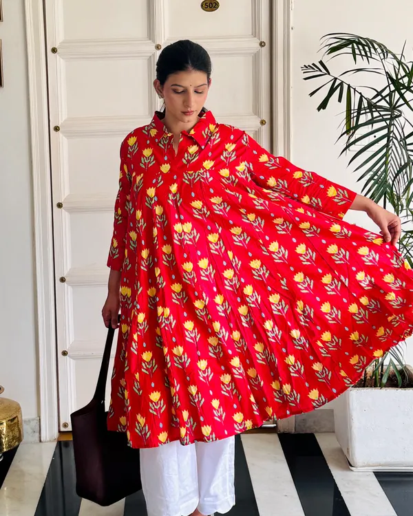 Red_Yellow_Buta_Anarkali_Dress_(Kurta_Only)