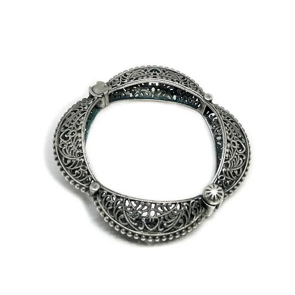 Oxidised_Silver_Womens_Single_Piece_Of_Silver_Replica_Rajwadi_Sahiba_Openable_Bracelet_&_Kada,_Oxidised_Hand-Cuff_Tribal_Bangle,_Traditional_And_Antique_Finish_(Style_F)
