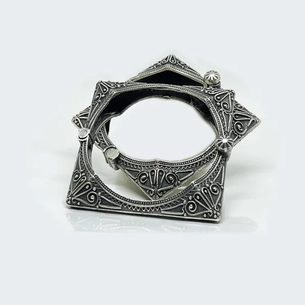 Oxidised_Silver_Single_Piece_Of_Silver_Replica_Rajwadi_Sahiba_Openable_Bracelet_&_Kada,_Oxidised_Hand-Cuff_Tribal_Bangle,_Traditional_And_Antique_Finish_(Style_K)