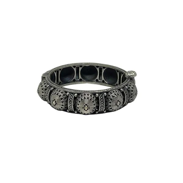 Oxidised_Silver_Single_Piece_Of_Silver_Replica_Rajwadi_Sahiba_Openable_Bracelet_&_Kada,_Oxidised_Hand-Cuff_Tribal_Bangle,_Traditional_And_Antique_Finish_(Style_M)