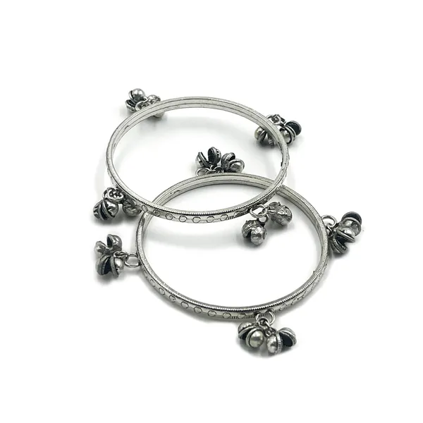 Oxidised_Silver_Traditional_Oxidised_&_Golden_Bangle_Set_Available_In_Sizes_2.4,_2.6,_2.8_(J,_2.6)
