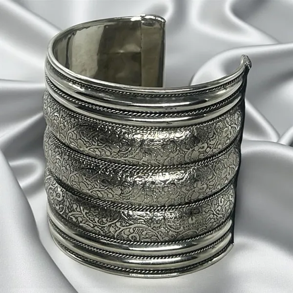 Silver_Oxidised_Braided_Design_Cuff_Bracelet_For_Women_&_Girls_|_Adjustable_C_Type_Kada
