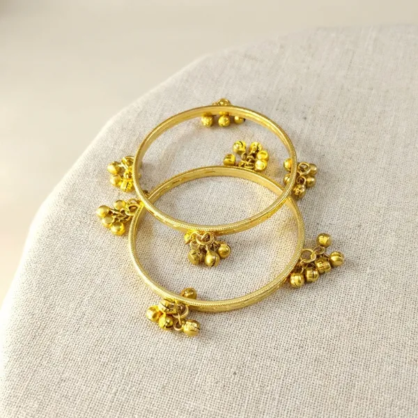 Golden_Kashmiri_Multani_Bangles_Set_For_Women_|_Traditional_Gold_Tone_Handcrafted_Bangle_Pair_With_Ghungroo