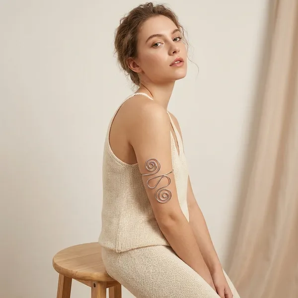 Silver_Tone_Anti_Tarnish_Double_Spiral_Upper_Arm_Cuff_For_Women_|_Adjustable_Baju_Band_Armlet