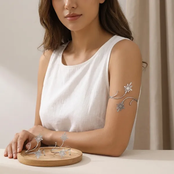 Silver_Tone_Anti_Tarnish_Floral_Burst_Upper_Arm_Cuff_For_Women_|_Adjustable_Baju_Band_Armlet