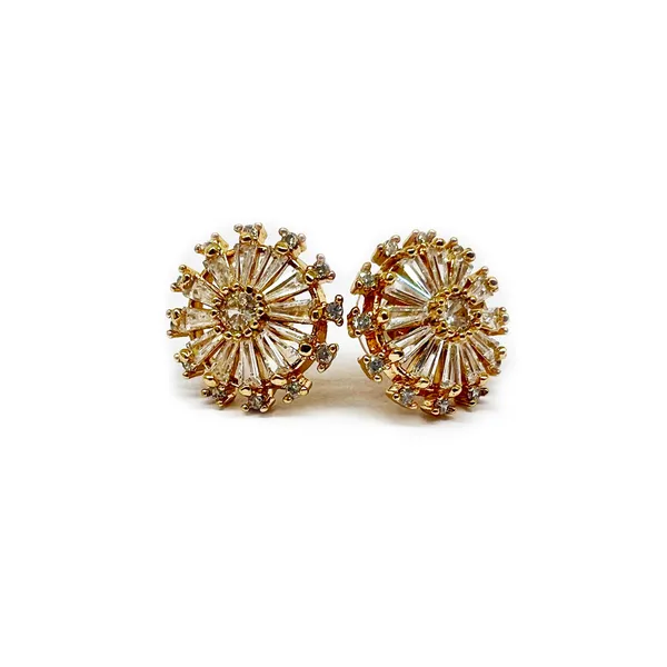 Gold_Sparkling_American_Diamond_Round_Chakra_-_Shaped_Broad_Golden_Ear_Studs_For_Women_And_Girls
