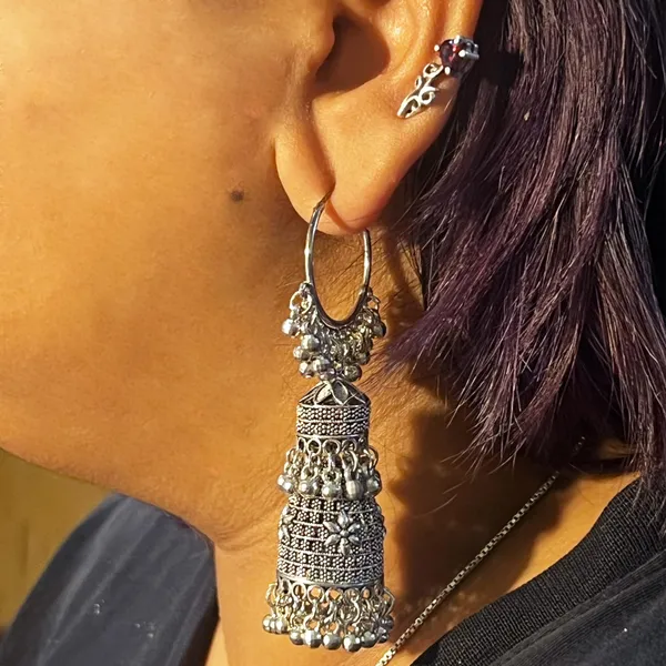 Silver_Elegant_Big_Size_Oxidized_Traditional_Jhumka_Earrings_|_Stylish_Silver_And_Ethnic_Boho_Gypsy_Dangling_Hoop_Jhumki_For_Women_And_Girls_(Chandbali)