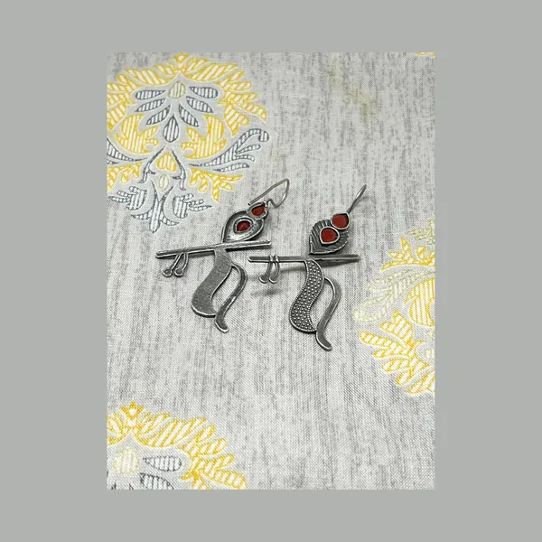 Red_Oxidized_Lord_Krishna_Earrings_Murli_-_Bansuri,_Mayur_Inspired_Design,_Krisna_Janmashtami_Temple_Earring_For_Women_And_Girls