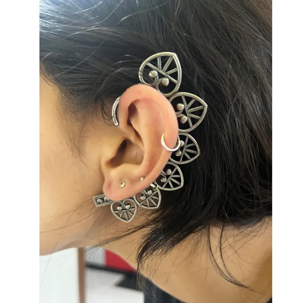 Silver_Oxidised_Crescent_Leaf_Ear_Cuff_Earrings_-_Clip-On_Ear_Jacket,_Butterfly_Ear_Climbers,_Oxidised_Ear_Cuffs_For_Non-Pierced_Ears_For_Women_And_Girls