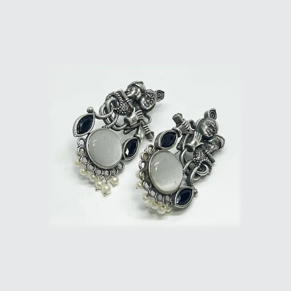 White_Oxidized_Radha_Krishna_Earrings_For_Krishna_Janmashtami_And_Garba_Celebrations_With_Monalisa_Stone_-_Divine_Bond_Celebration_Earring