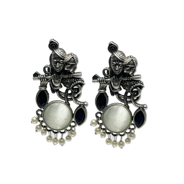 White_Oxidized_Radha_Krishna_Earrings_For_Krishna_Janmashtami_And_Garba_Celebrations_With_Monalisa_Stone_-_Divine_Bond_Celebration_Earring