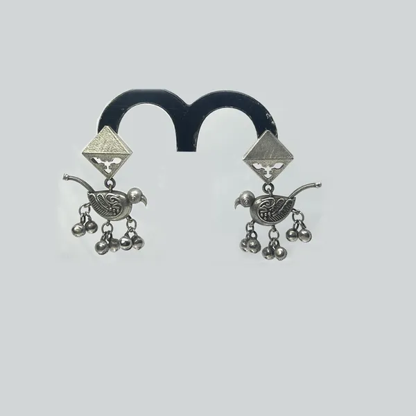 Oxidised_Black_Black_Oxidized_Myna_Bird_Earrings_With_Ghungroo_Silver_Look-Alike_Earring