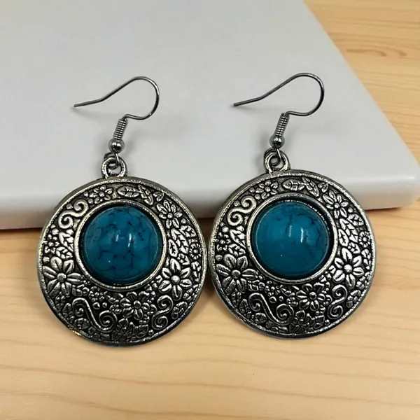 Blue_Oxidised_Monalisa_Stone_Earrings_Round_Stone_With_Floral_Carving_Lightweight_Boho_Jewellery_For_Women