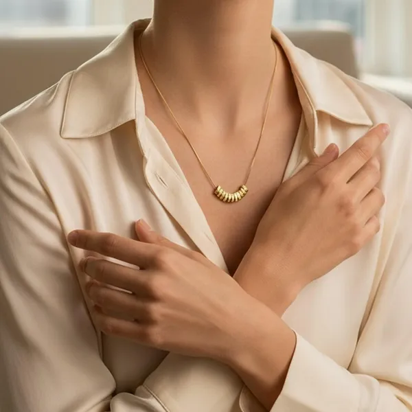 Golden_Minimal_Gold_Necklace_For_Women_&_Girls_|_Trendy_18K_Gold_Plated_Fashion_Jewellery_|_Anti_Tarnish_Elegant_Chain