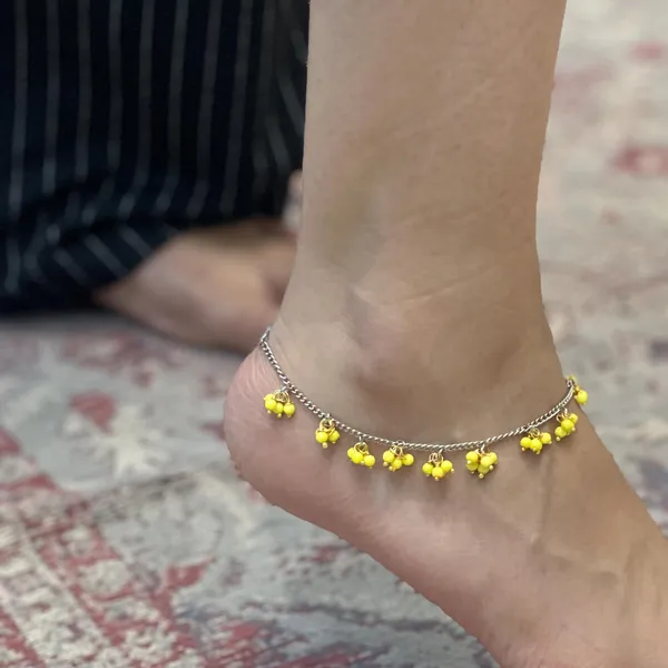 Oxidised_Haldi_Bridal_Jewellery_Oxidised_Traditional_Anklet_With_Yellow_Beads.