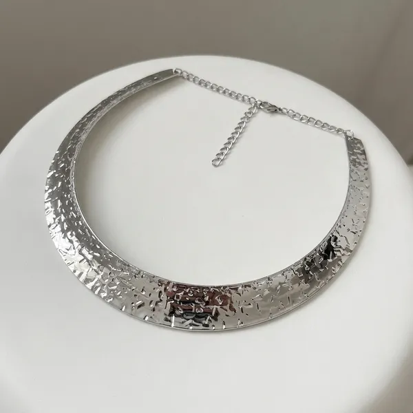 Silver_Statement_Collar_Necklace_Collection_For_Women_|_Golden_&_Silver_|_Anti_Tarnish_|_Multiple_Styles_&_Finishes_|_Adjustable_Chain