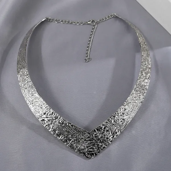 Silver_Statement_Collar_Necklace_Collection_For_Women_|_Golden_&_Silver_|_Anti_Tarnish_|_Multiple_Styles_&_Finishes_|_Adjustable_Chain