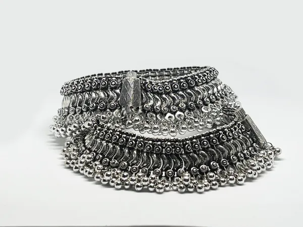 Oxidised_Silver_Oxidized_German_Traditional_Ethnic_Broad_And_Heavy_Payal_Anklets_(Paejeb)_For_Women_And_Girls_30_Mm_Wide