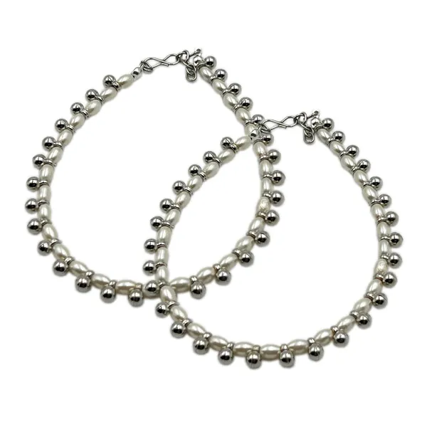 Oxidised_Silver_Contemporary_Oxidised_Silver_Anklets/Payal_For_Women_And_Girls_Collection_Of_Designs_Created_With_Oxidised_Motifs,_Beads,_&_Shell