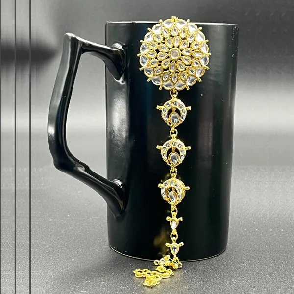 Golden_Taditional_Jwellery_Matha_Patti,_Kundan_Sheeshphool,_Elegant_Shish_Patti_Women_Hair_Accessory