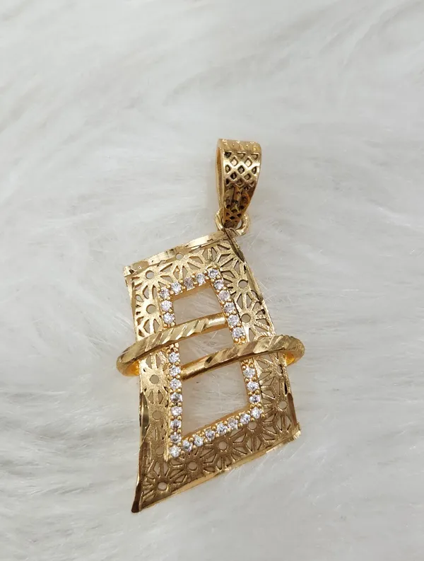 Advita_Rajvadi_Brass_pandel_with_earing