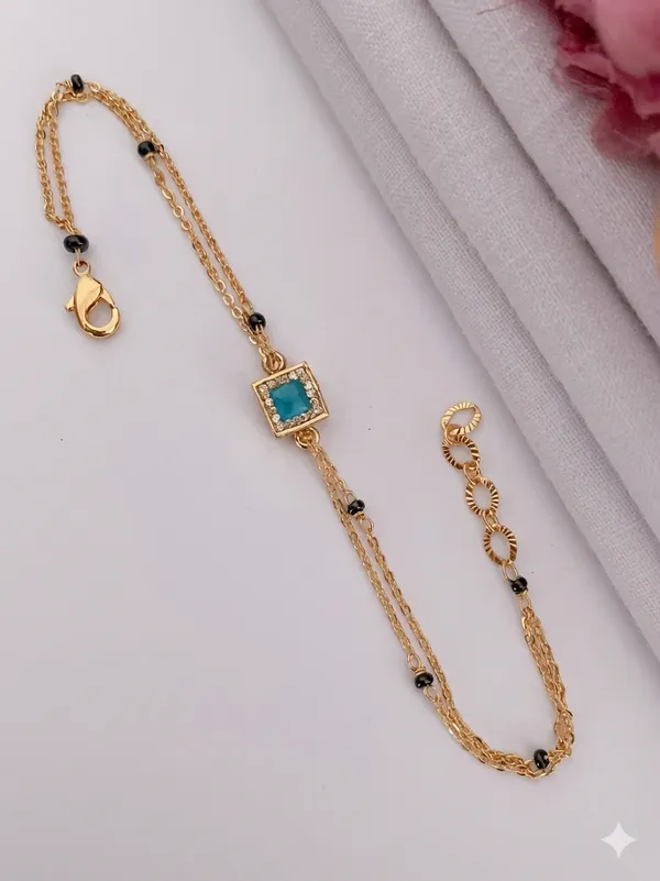 Aqua_blue_stone_Square_Hand_Mangalsutra