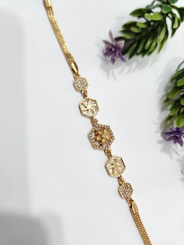 Gold_Plated_Brass_Floral_Bracelet_For_Women